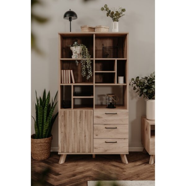 Finori Highboard "Bent" Schwedeneiche